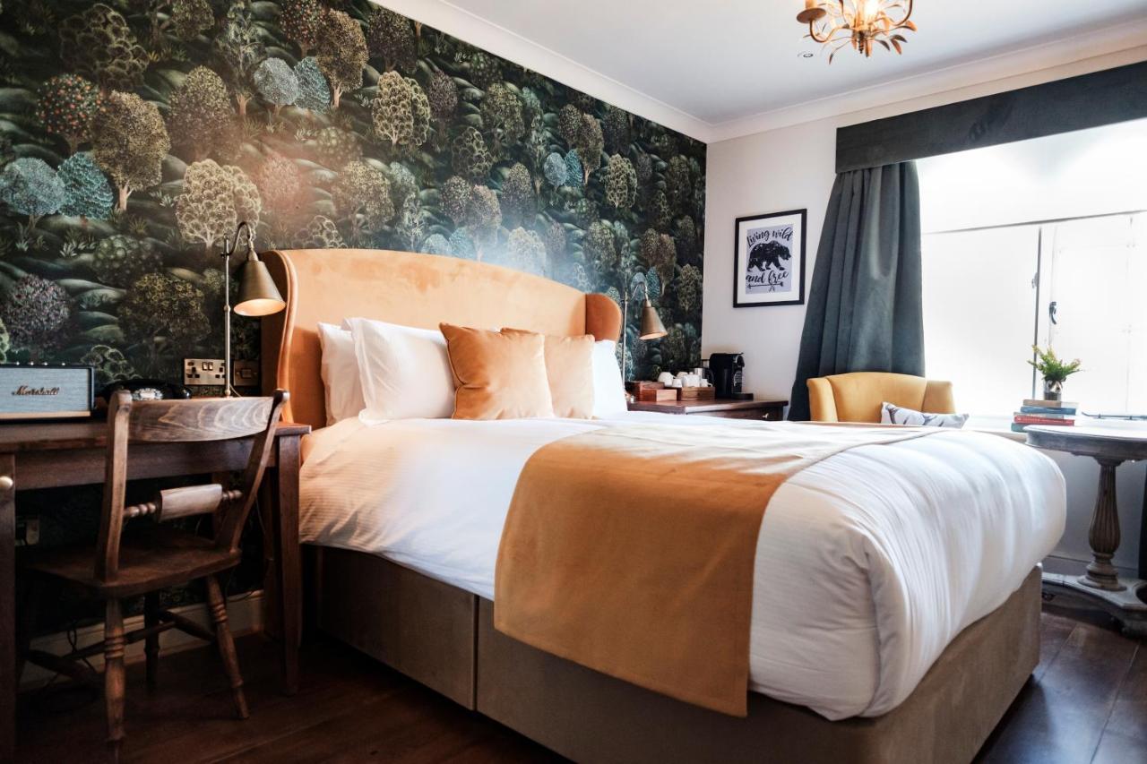 Bear Of Burton Hotel ไครสต์เชิร์ช ภายนอก รูปภาพ