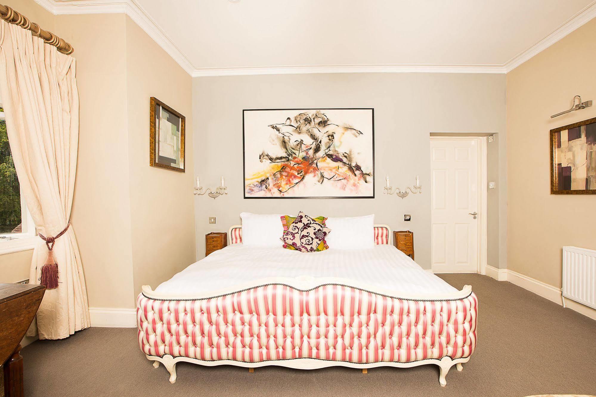 Bear Of Burton Hotel ไครสต์เชิร์ช ภายนอก รูปภาพ